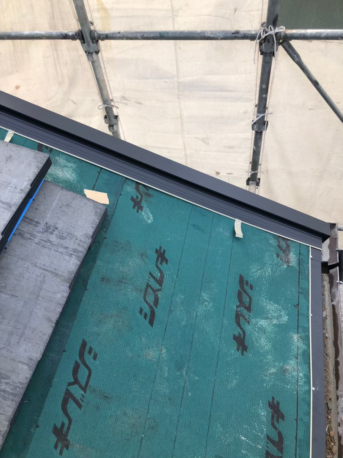 泉大津市で屋根工事、カラーベストのことならテンカウント